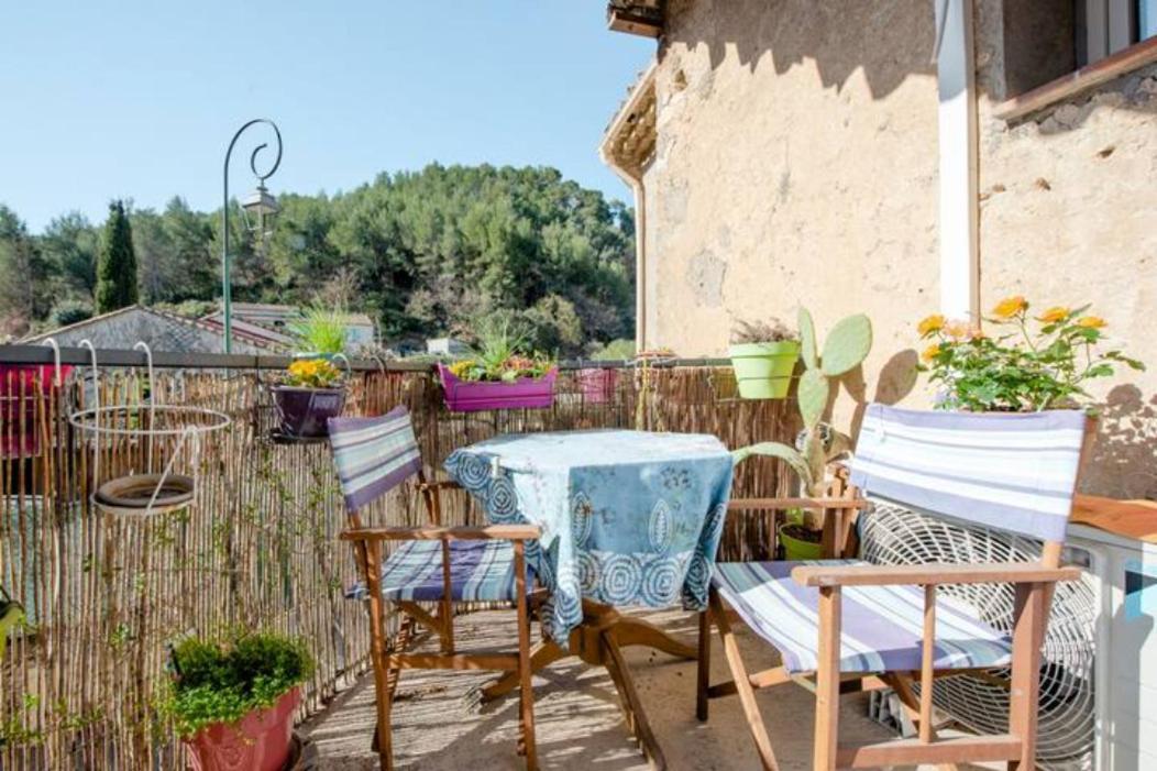 Bed and Breakfast Aude En Provence Meyrargues Esterno foto